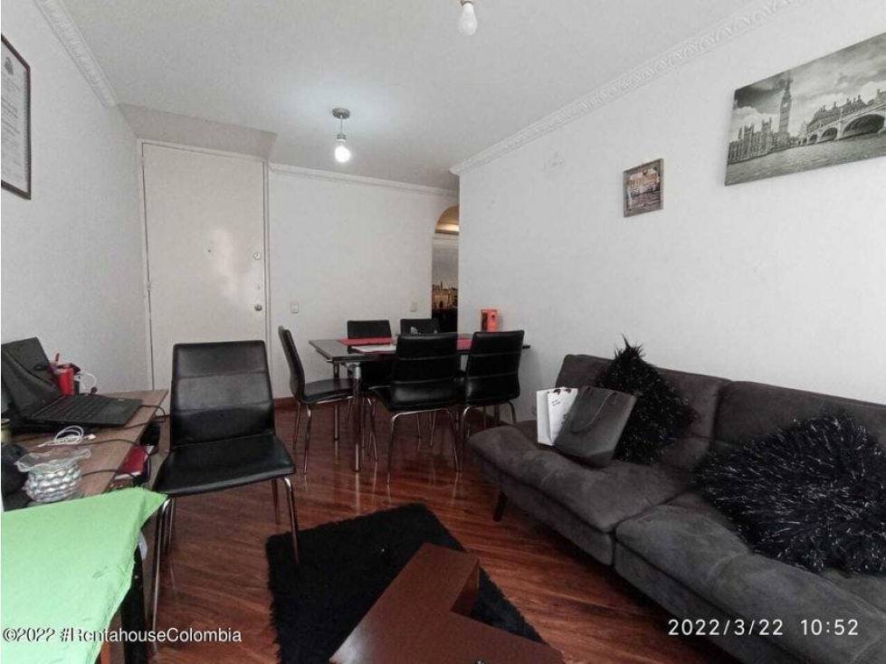 Apartamento en  Gilmar(Bogota) RAH CO: 23-1640