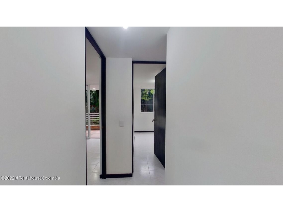 Apartamento en  La Pilarica RAH CO: 23-1130