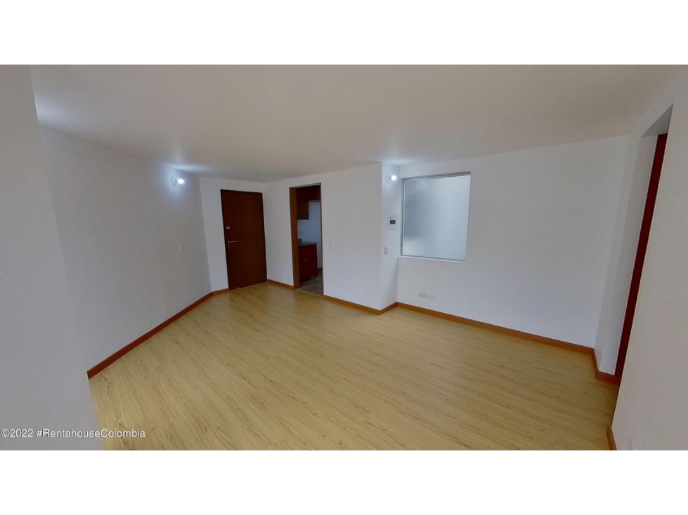 Apartamento en  Centro Engativa RAH CO: 23-1234