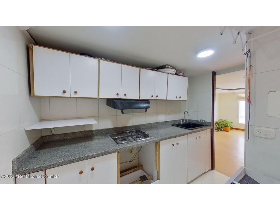 Apartamento en  Castilla(Bogota) RAH CO: 22-2922