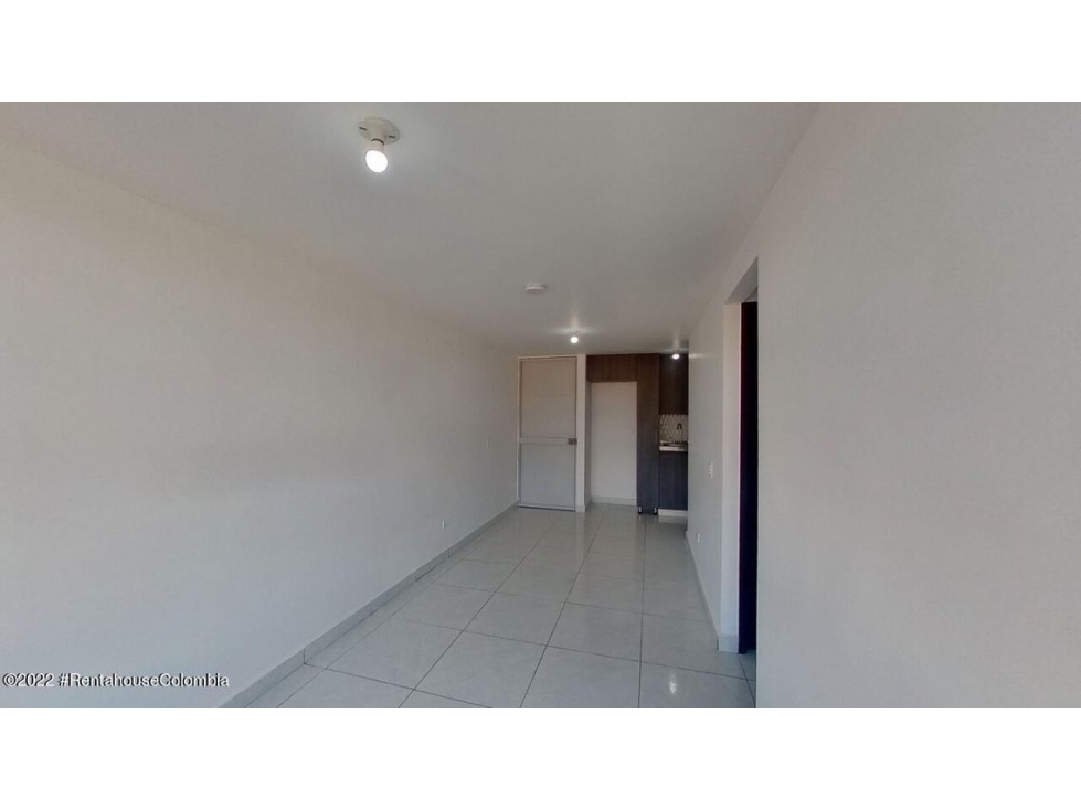 Apartamento en  Alto del Medio RAH CO: 23-113