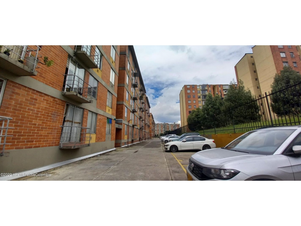 Apartamento en  Hayuelos(Bogota) RAH CO: 23-1725