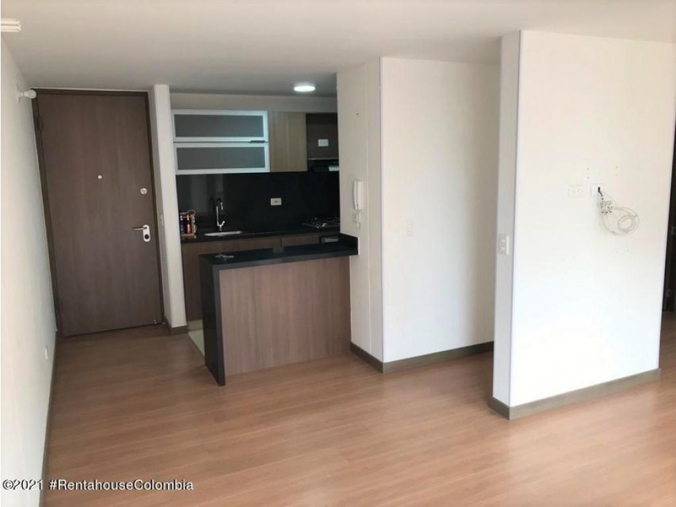 Apartamento en  Castilla(Bogota) GZ: 23-443