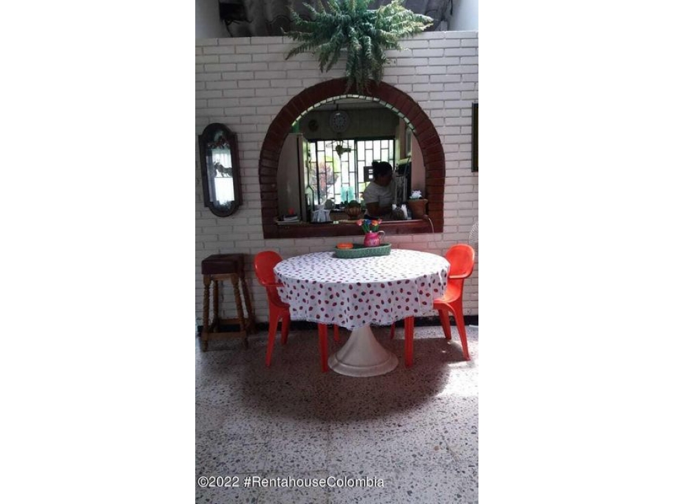 Casa en  Vereda Cucharal RAH CO: 23-530