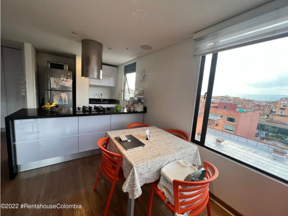 Apartamento en  Santa Paula(Bogota) RAH CO: 23-411