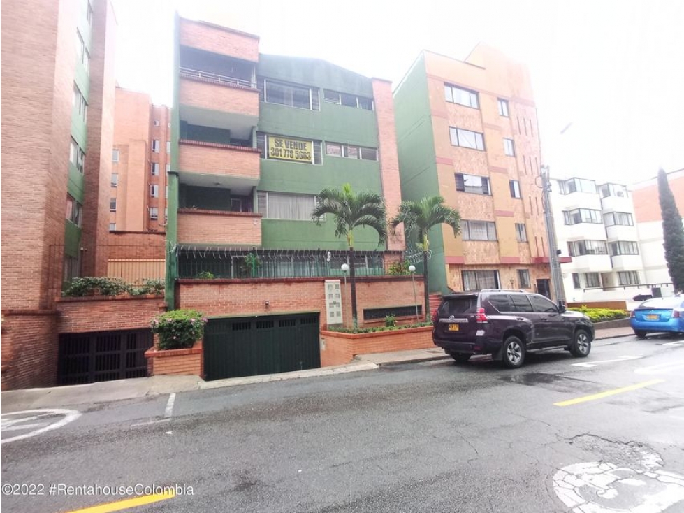 Apartamento en  Laureles(Medellin) S.G  23-709