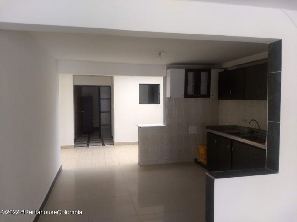 Apartamento en  Villa Luz(Bogota) S.G  23-747