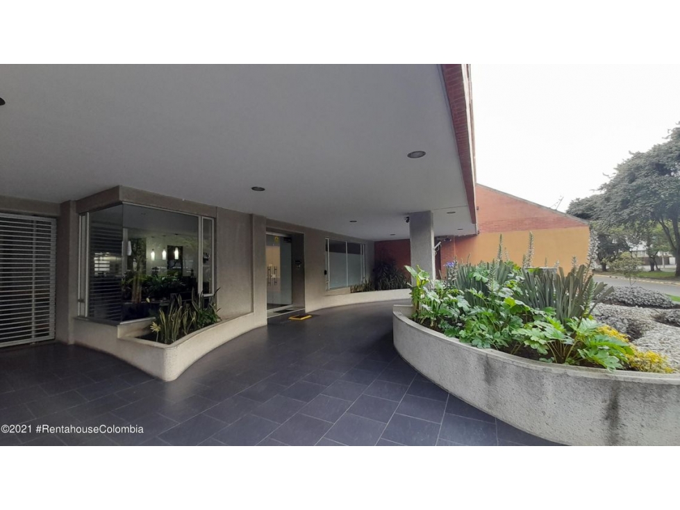 Apartamento en  Santa Barbara RAH CO: 23-128