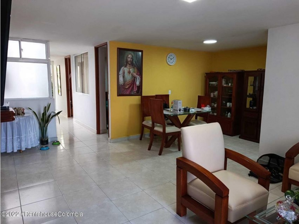 Apartamento en  Simon Bolivar RAH CO: 23-1676