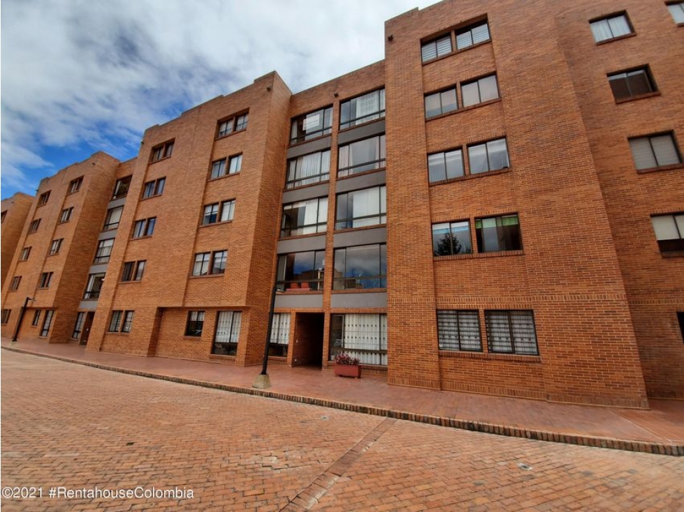 Apartamento en  Cedritos(Bogota) RAH CO: 23-920