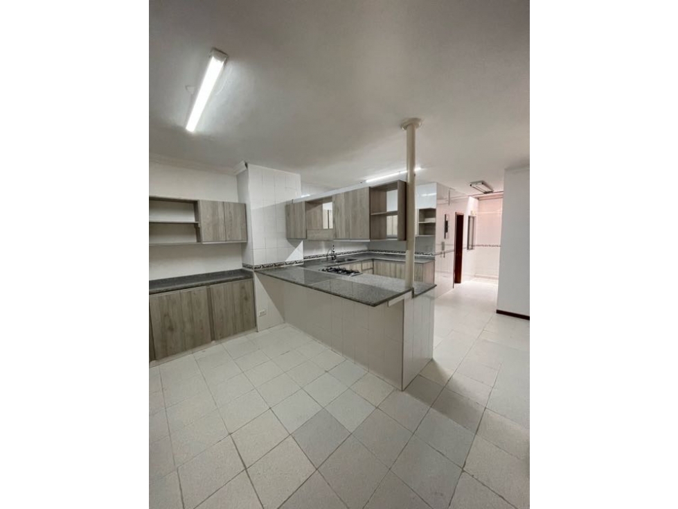 SE VENDE CASA EN JOCKEY CIUDAD JARDÍN CV