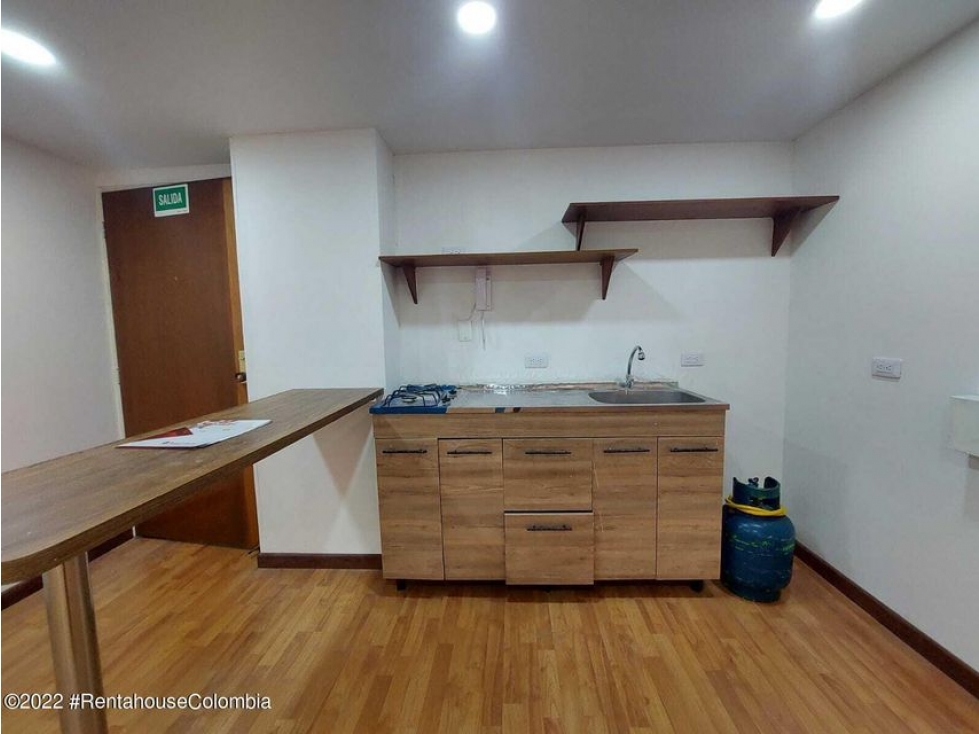 Comercial en  Lago Gaitan(Bogota) RAH CO: 23-1246