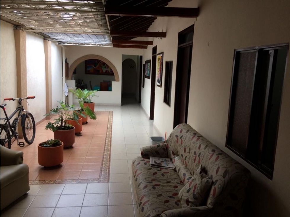 SE VENDE HERMOSA CASA EN PALMIRA C-EI