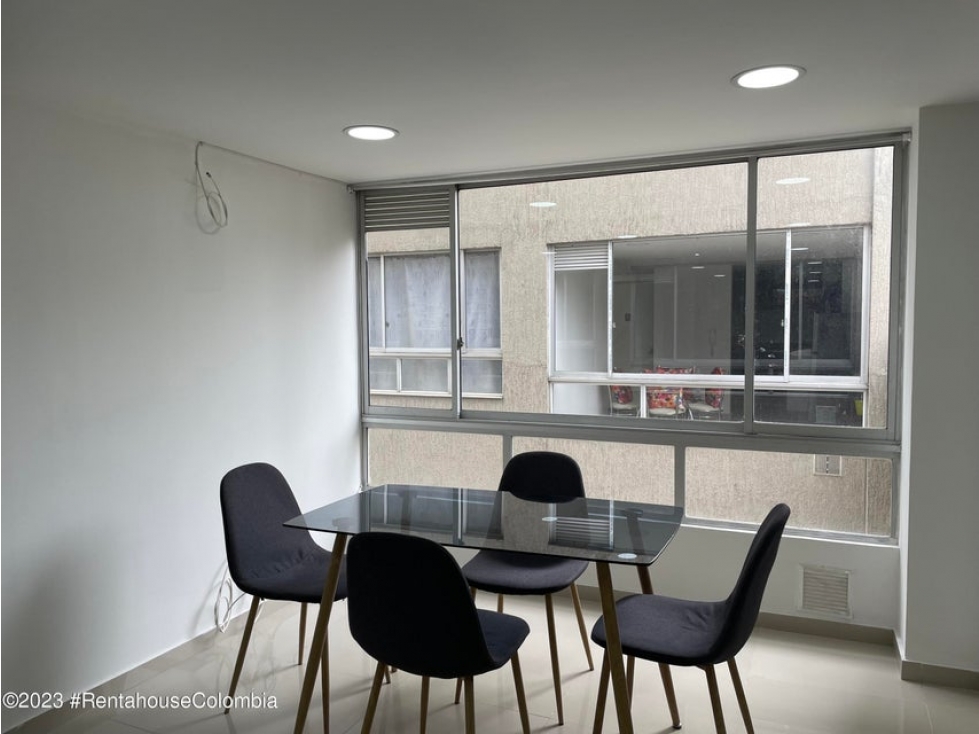 Apartamento en  Hayuelos(Bogota) RAH CO: 24-141