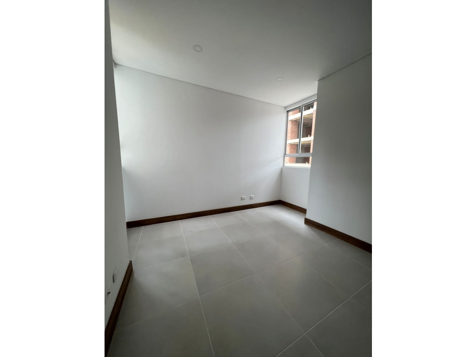 VENDO HERMOSO  APARTAMENTO EN  PANCE PISO 11