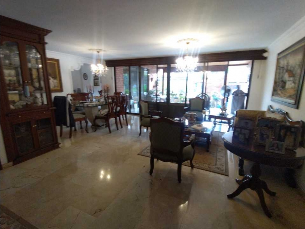 VENDO APARTAMENTO DUPLEX EN EL INGENIO. L.G