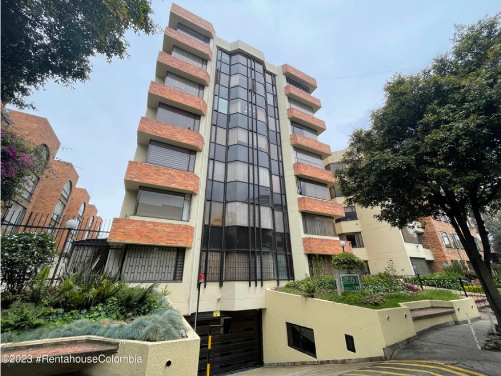 Apartamento en  Belmira(Bogota) C.O: 24-172