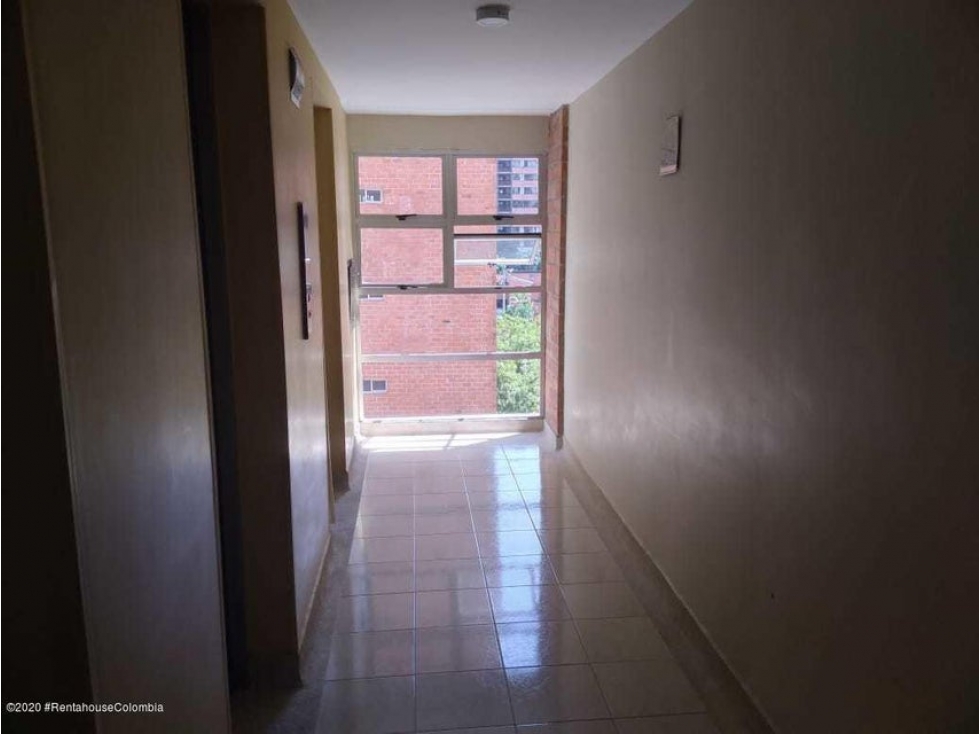 Apartamento en  Medellin C.O: 24-617