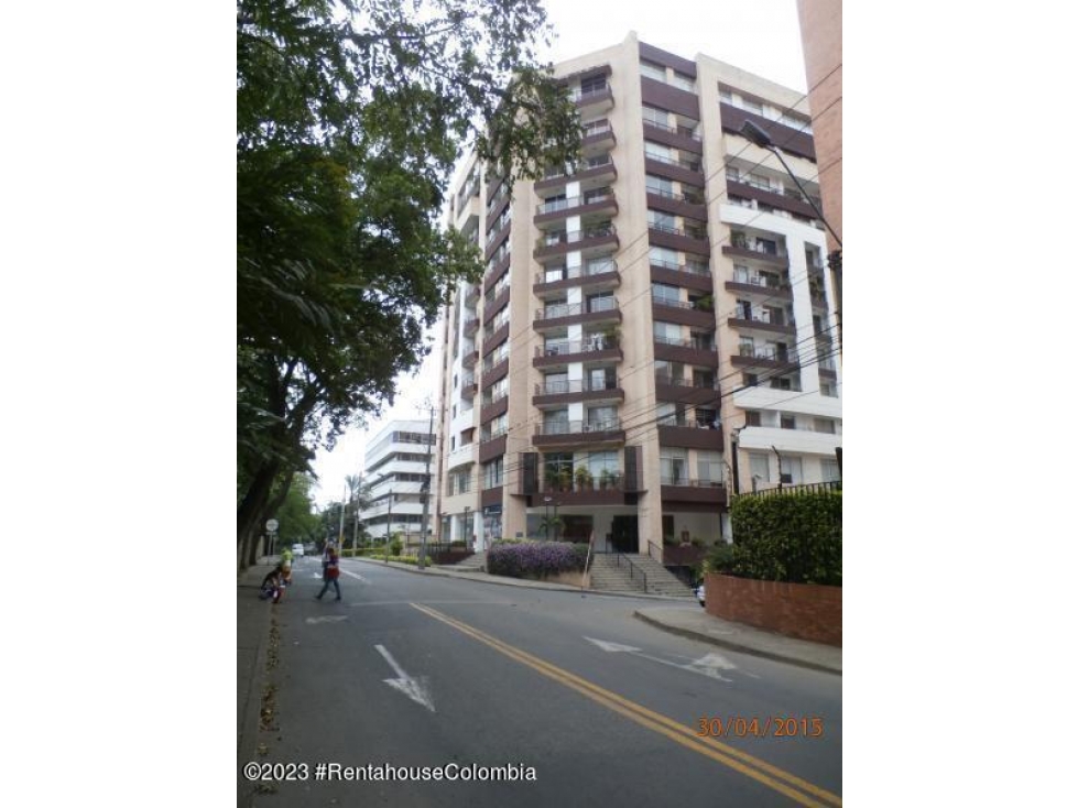 Apartamento en  Ciudad Jardin(Cali) RAH CO: 24-501