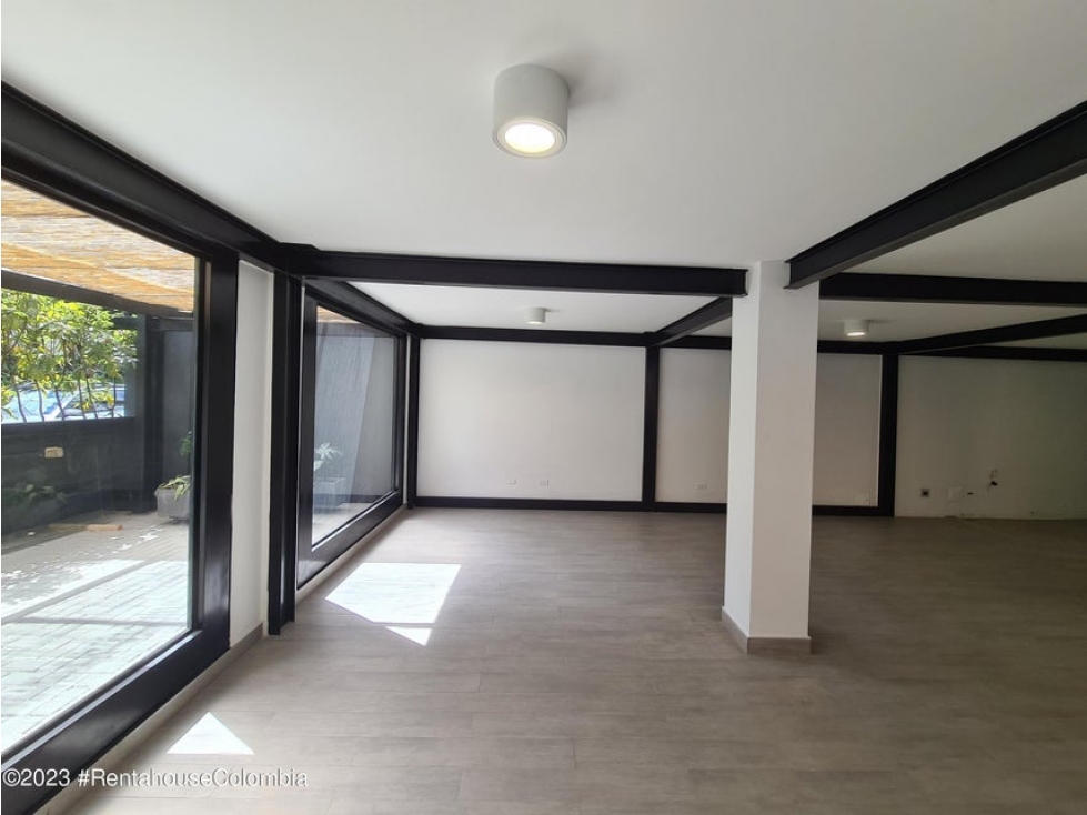 Comercial en  Santa Ana Occidental RAH CO: 24-740