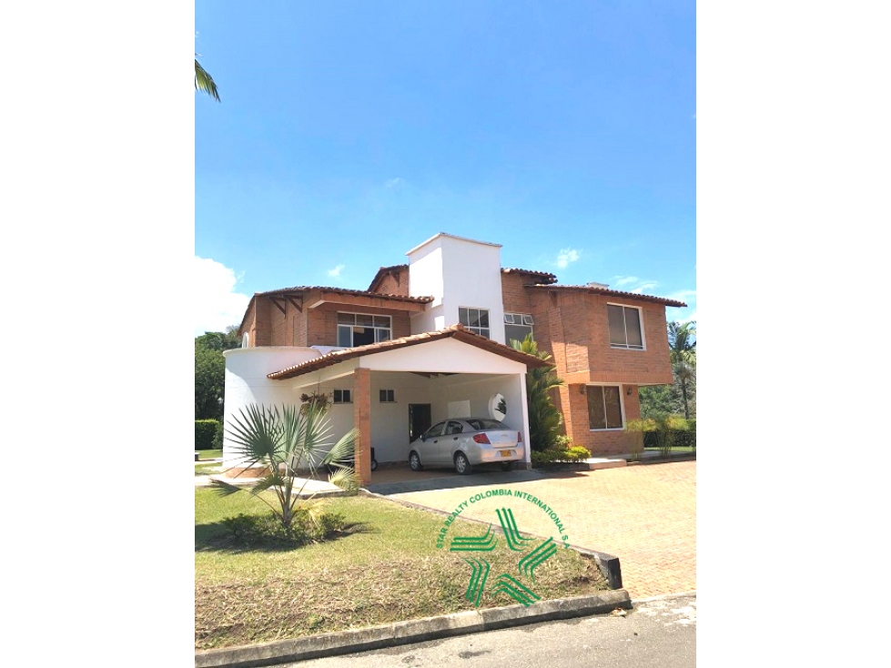 En Venta Casa en condominio Campestre de la Vereda el Tigre Pereira