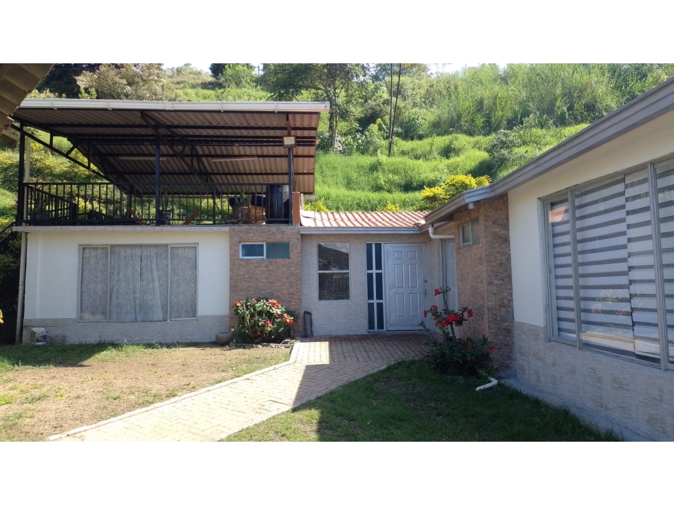 Se vende casa campestre en conjunto cerrado, Palestina