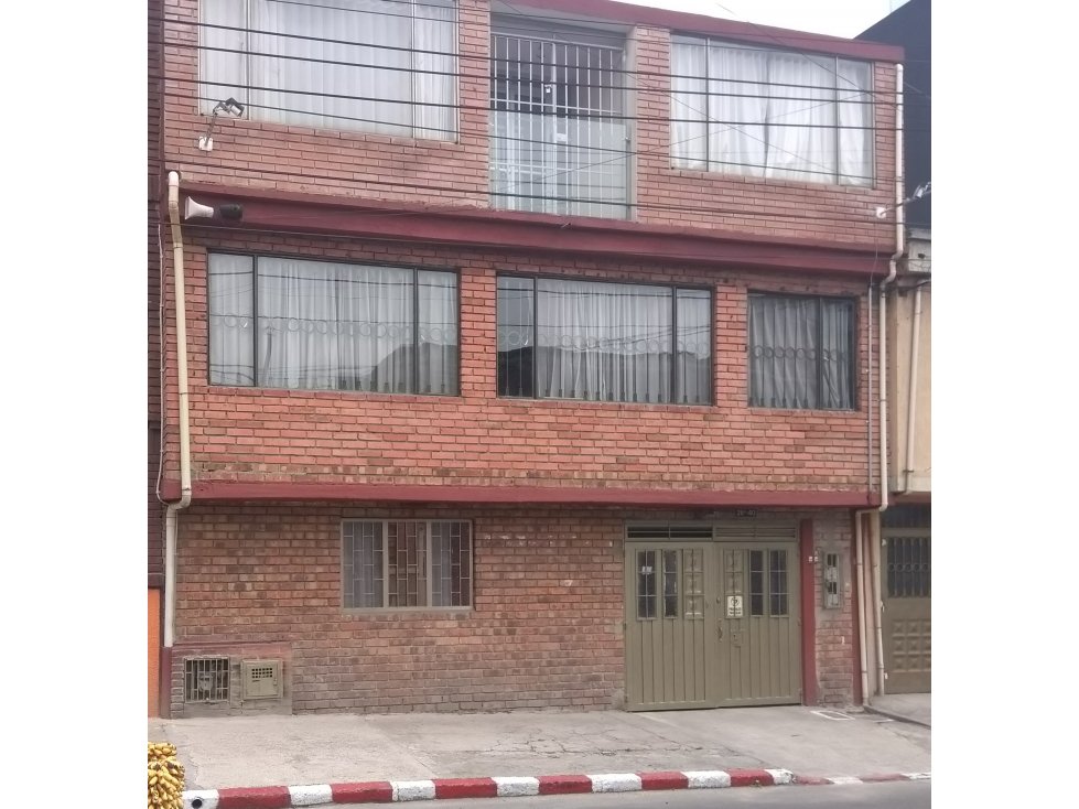 Vendo casa 281 mts El Libertador $575.000.000