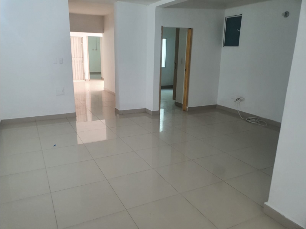 VENTA APARTAMENTO TRES ALCOBAS PRIMER PISO SECTOR ALCAZARES