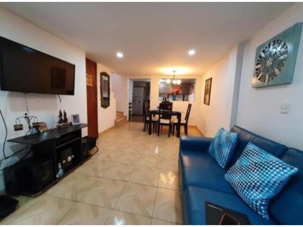 VENDO CASA EN LA ESTRELLA - ANTIOQUIA