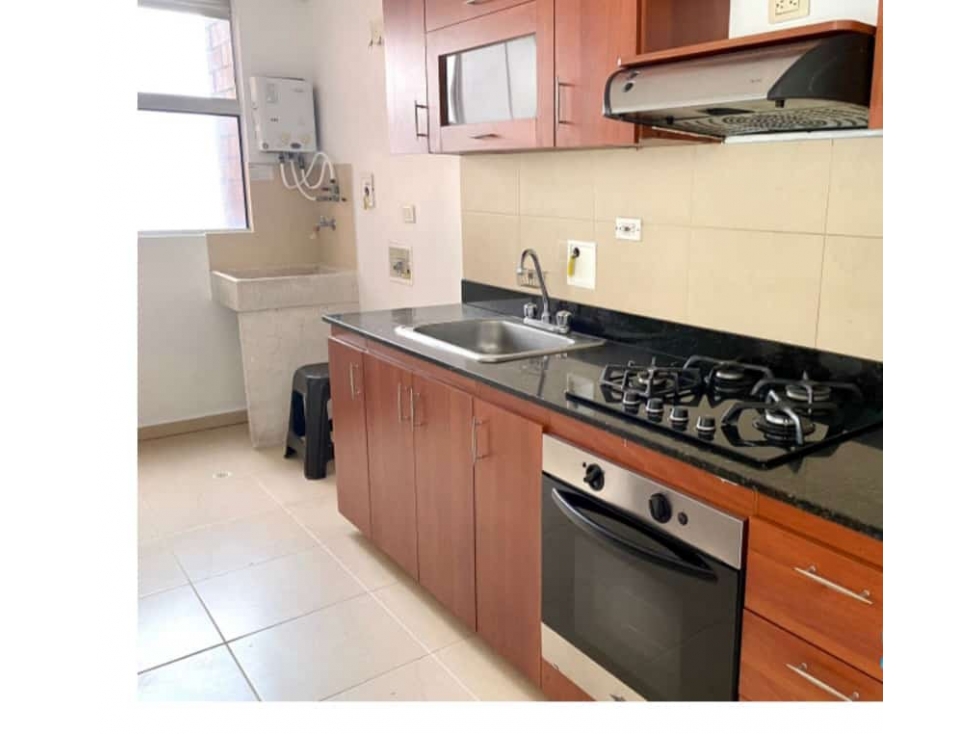 ¡¡VENDO APARTAMENTO EN LA MEJOR UNIDAD DE ENVIGADO!!