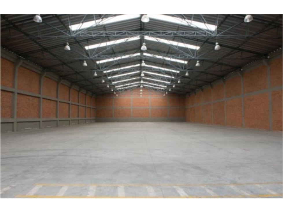 bodega Fontibon 5500 m2 - con 1.000 KVA  Parque Industrial