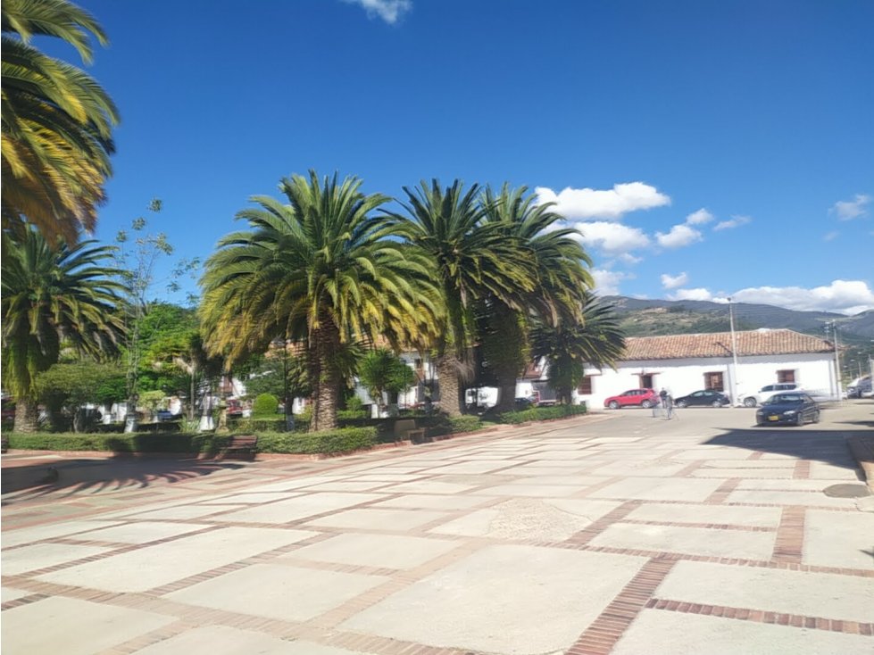 CASA LOTE EN EL MAGNÍFICO VALLE DE FLORESTA- BUSBANZA Y TOBASIA