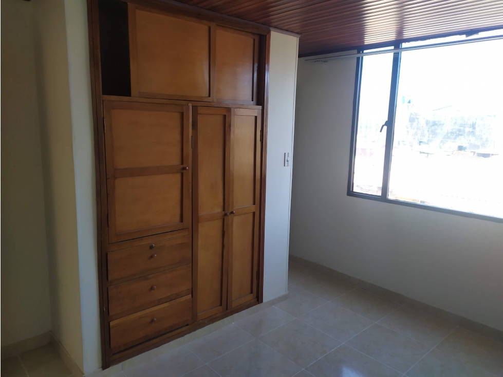 ARRIENDO APARTAMENTO SOGAMOSO  A MEDIA CUADRA DEL TERMINAL