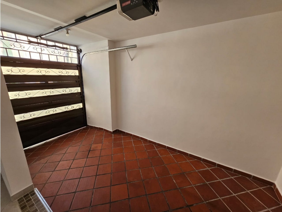 Venta De Apartamento En Primer Piso Medellín - Barrio Santa Mónica