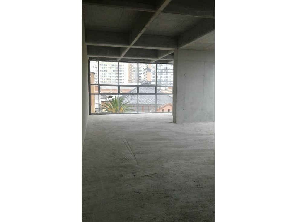 OFICINA EN VENTA EN BOGOTA-Santa Bárbara 47 M2