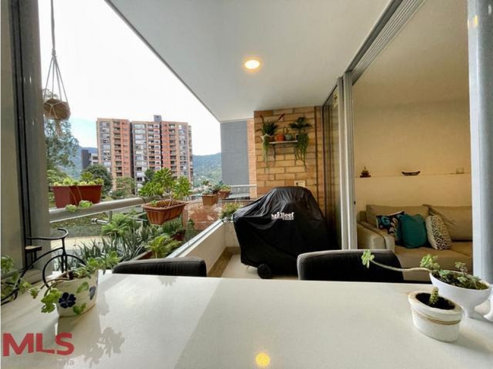 APARTAMENTO EN VENTA ENVIGADO LAS BRUJAS