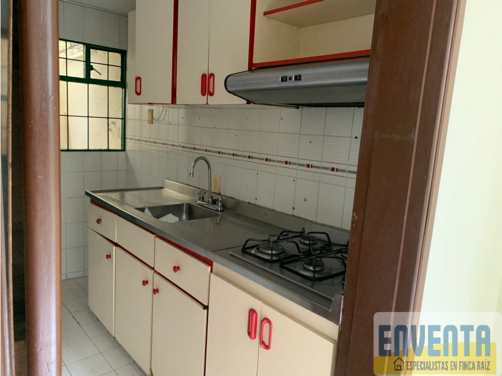 VENDO CASA EN EL CONJUNTO LAURELES EN REAL DE MINAS