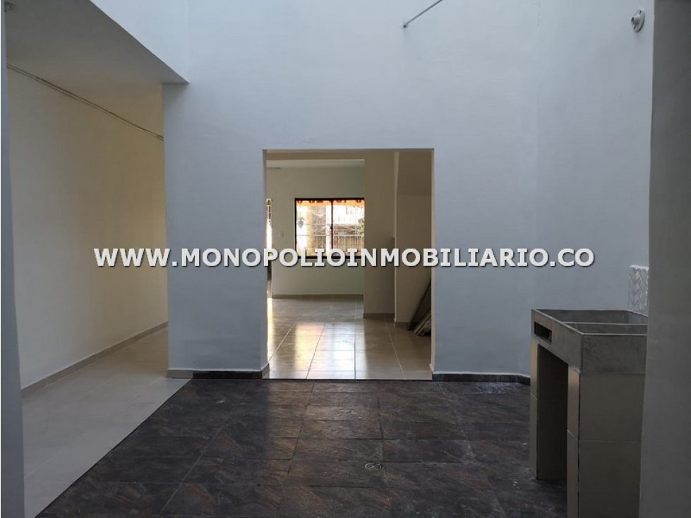 APARTAMENTO EN VENTA - SECTOR MANRIQUE CENTRAL COD: 23032