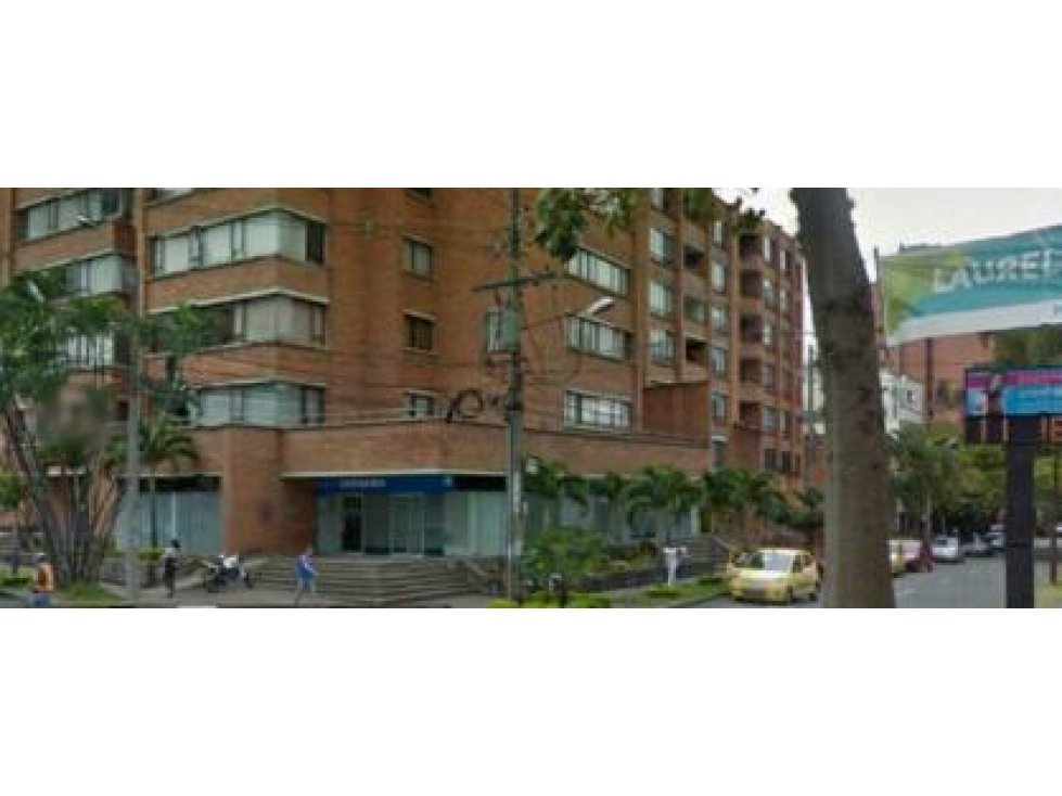 VENTA LOCAL COMERCIAL LAURELES RENTANDO