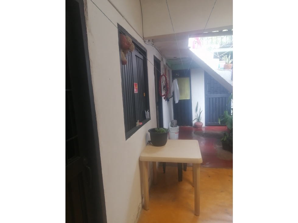 VENDO CASA JORDAN PRIMERA ETAPA IBAGUE. EA