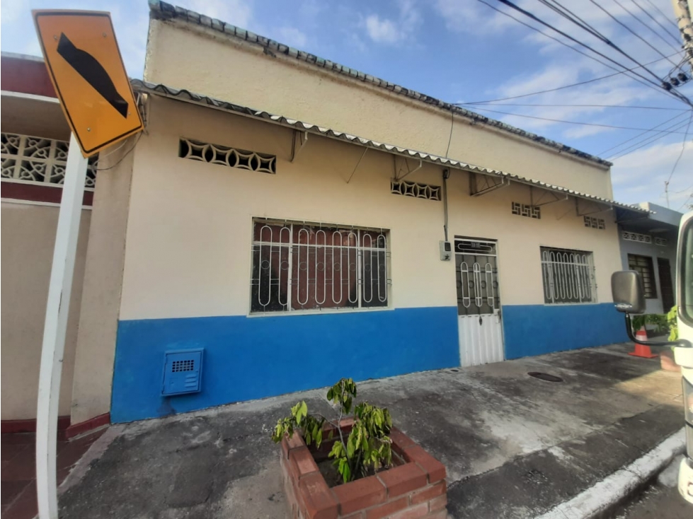 SE VENDE CASA EN MIRAFLORES