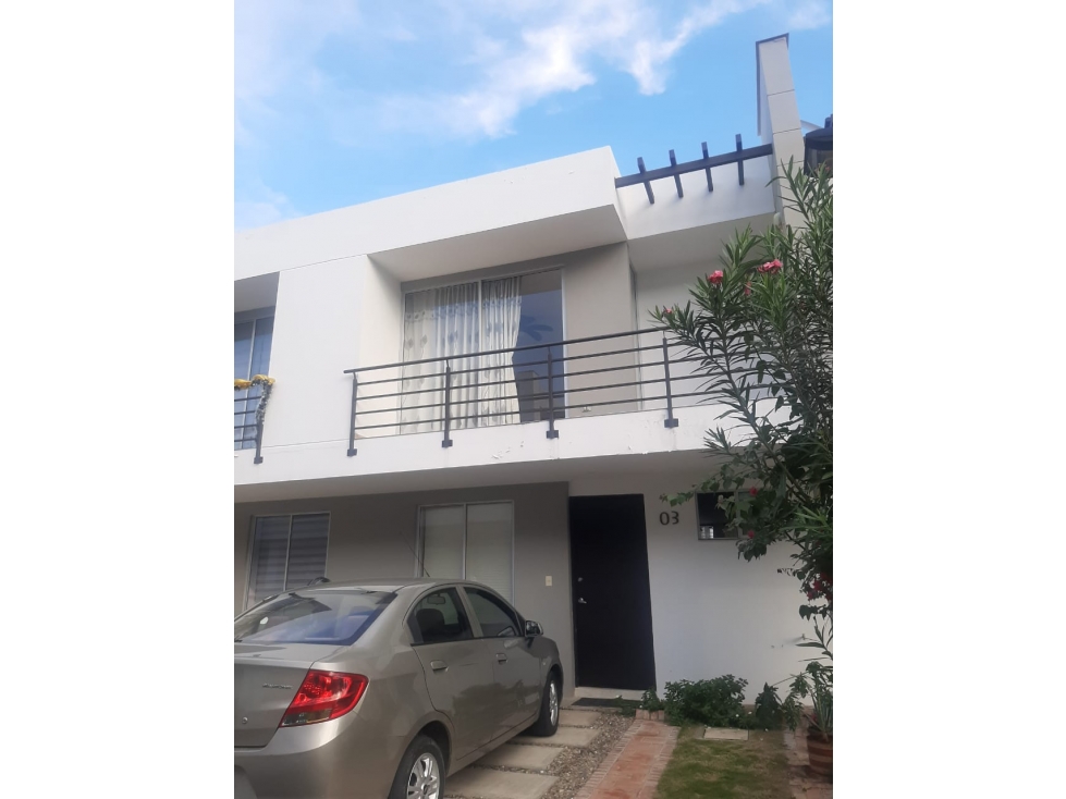 SE VENDE CASA EN CONJUNTO MONTEBELO