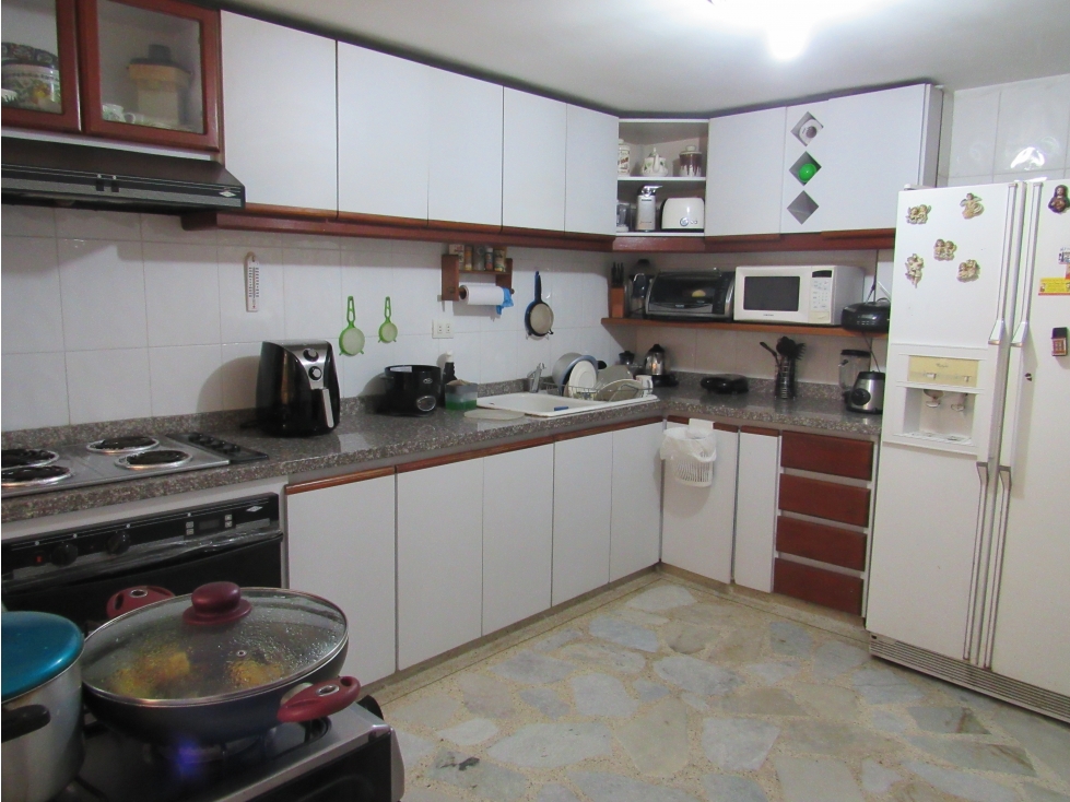 CASA EN VENTA - EL LIMONAR - CALI