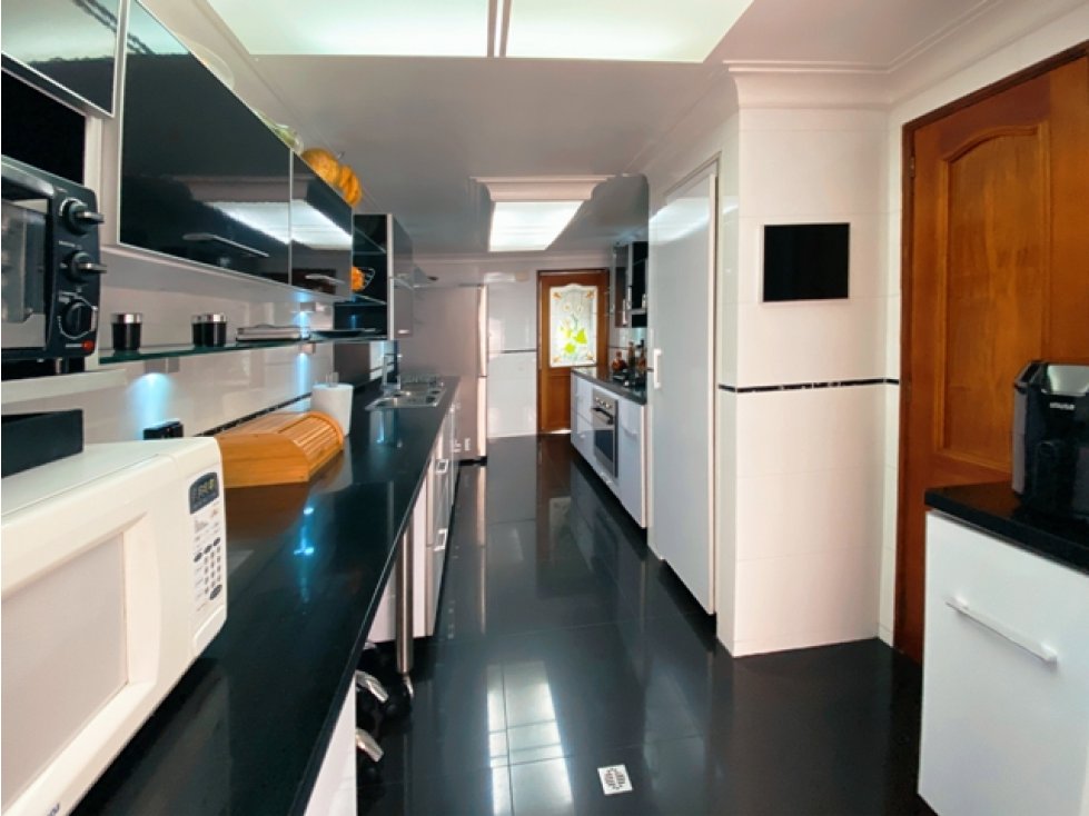 Excelente casa para la venta en unidad cerrada