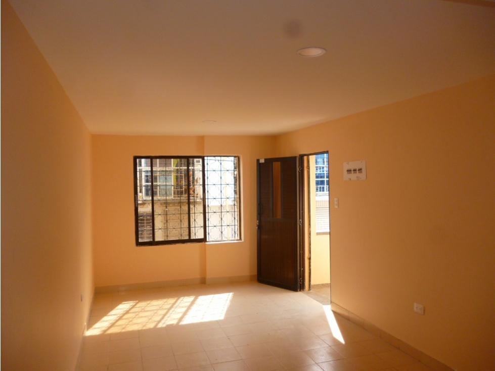 38097 - Apartamento para Arriendo en el Campestre