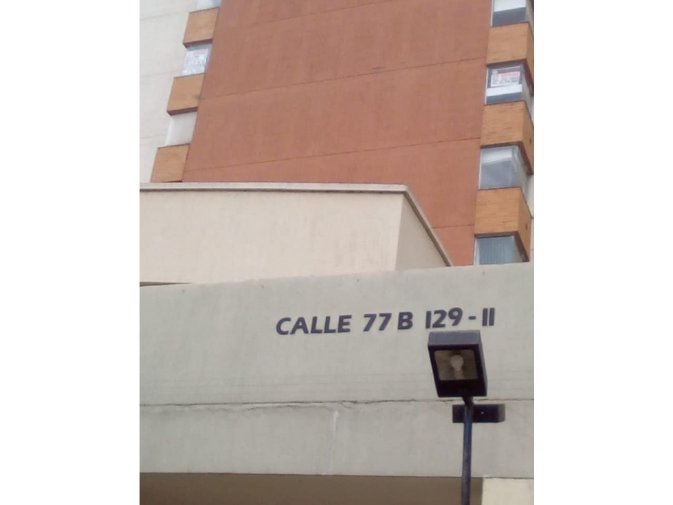 VENDO APARTAMENTO GRAN GRANADA CON PARQUEADERO PERMUTO