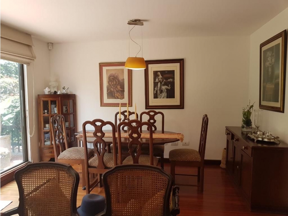 VENTA HERMOSA CASA EN LOS LAGARTOS CON TERRAZA