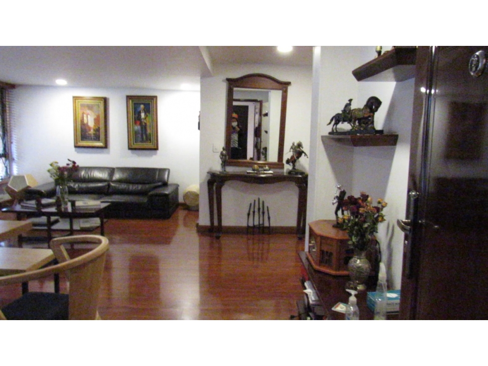 VENTA APARTAMENTO EN LA CAROLINA CON TERRAZA - REMODELADO - PISO 1