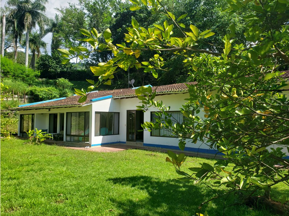 Casa Campestre en Villeta - Condominio