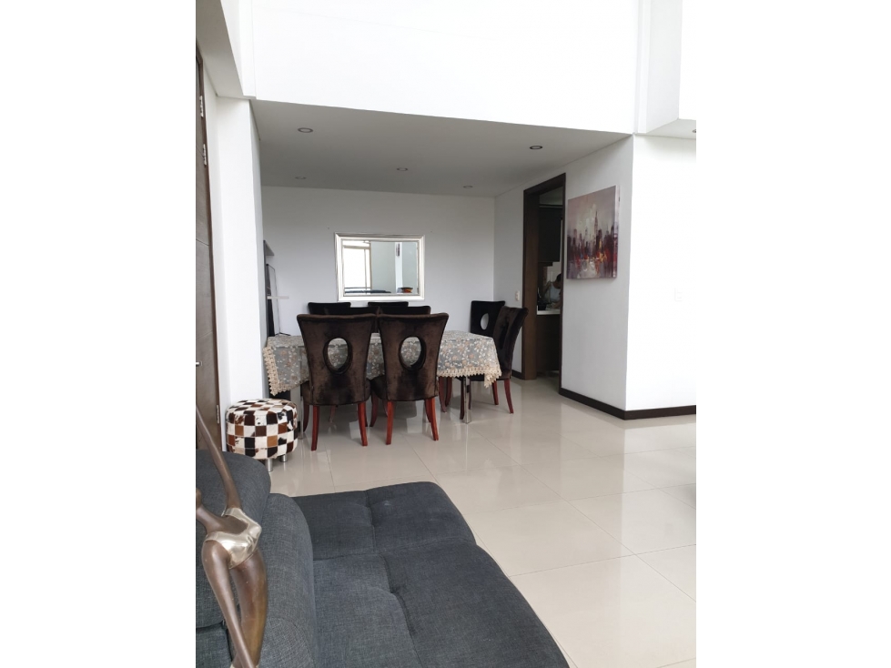 VENTA PENTHOUSE NORTE BARRIO LAURELES